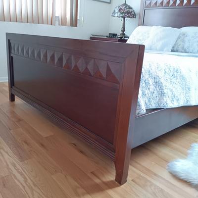 LOT 1: Art Deco Style Queen Sized Bedframe with Laura Ashley Bedding Set