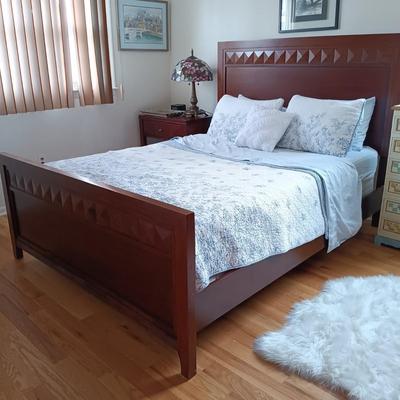 LOT 1: Art Deco Style Queen Sized Bedframe with Laura Ashley Bedding Set