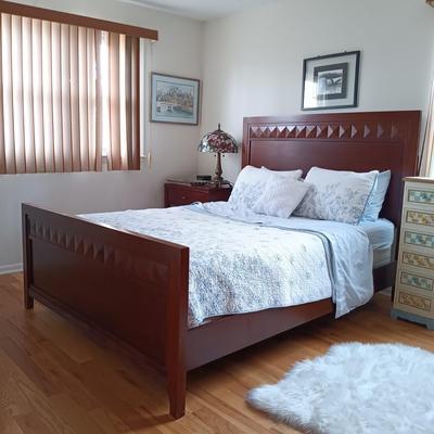 LOT 1: Art Deco Style Queen Sized Bedframe with Laura Ashley Bedding Set