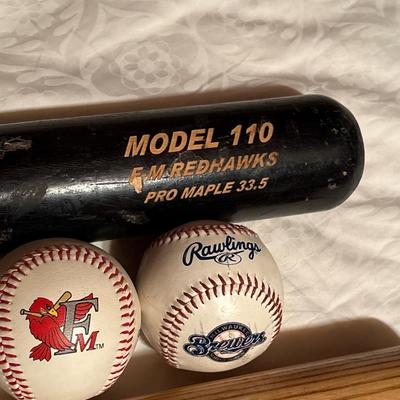 Sale Photo Thumbnail #311: See pics