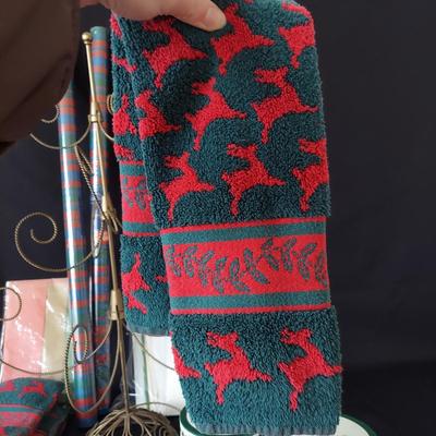 Collection of Christmas Items by Williams Sonoma & More (DR-BBL)