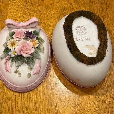 Lefton porcelain egg