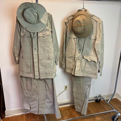 1027 His & Her Willis & Greiger Safari Clothing w/Hats