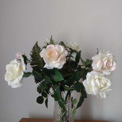 Edinburgh Scotland Crystal Vase with Artificial Flower Arrangement