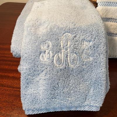 1042 LOT of Blue Monogramed Towels w/Basket