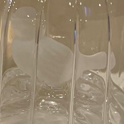 Hofbauer Byrdes Collection bird in crystal dome