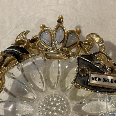 New Orleans crystal trinket holder