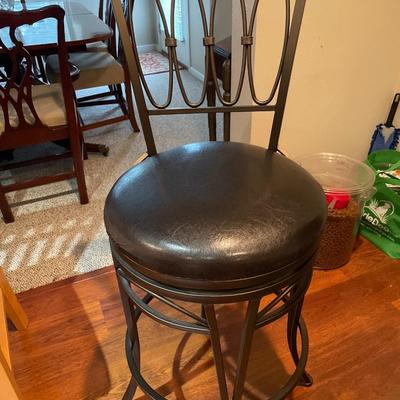 2 Counter High Stools