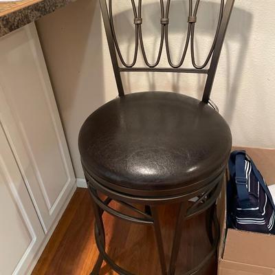 2 Counter High Stools