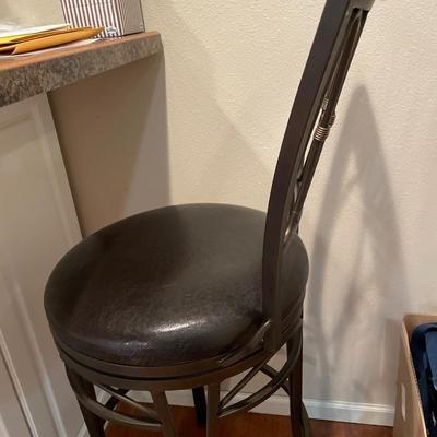 2 Counter High Stools