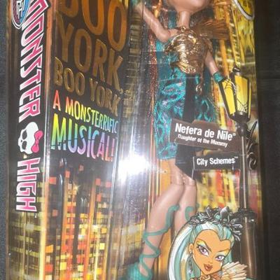 Sale Photo Thumbnail #154