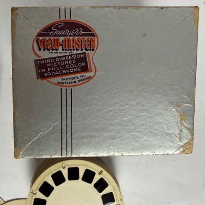 G1080 Vintage Sawyers View Master with Reels