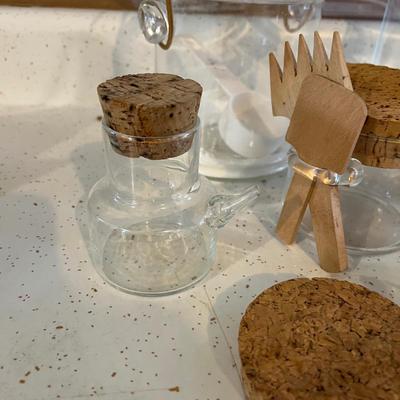 G1083 Lot of Storage Jars