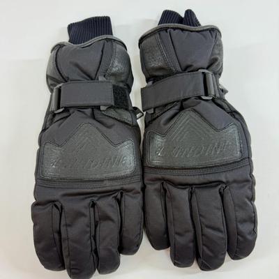 Sale Photo Thumbnail #182: Very good condition.