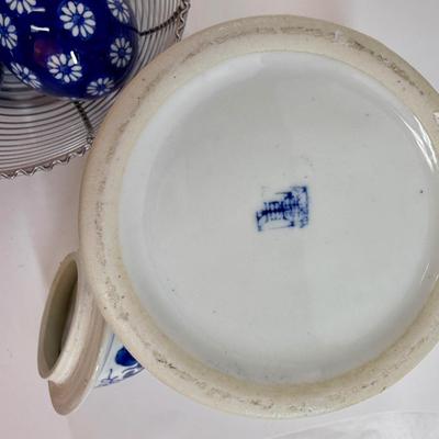 Sale Photo Thumbnail #24: In very good condition.