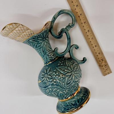 Sale Photo Thumbnail #46: In good previously owned condition.