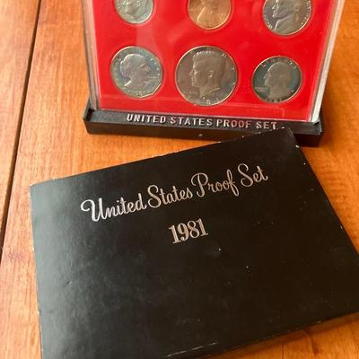 1981-S United States Proof Set - Original Government Packaging San Francisco Mint Clad Coins