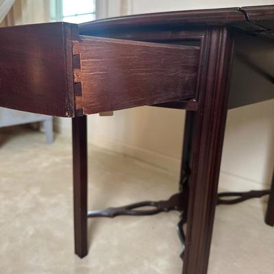 Hammary Drop-Leaf Accent Table with Drawer