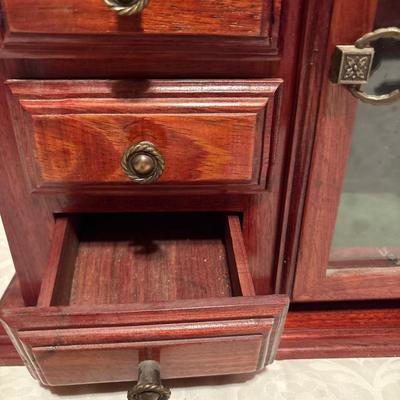 Sale Photo Thumbnail #416: See pics. 14x8x13.5h