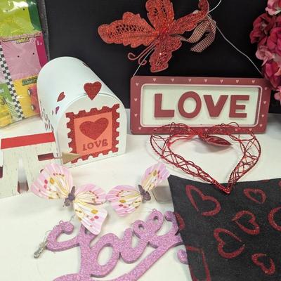 Valentine's Decorations