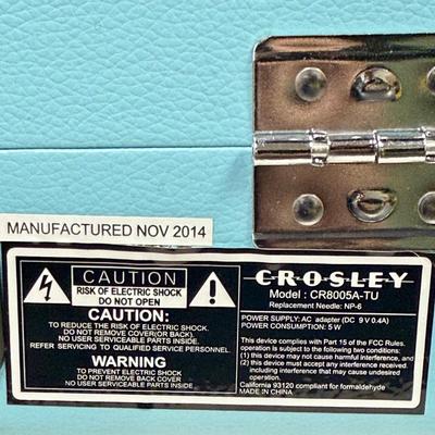 Sale Photo Thumbnail #175: Briefcase style, model CR8005A-TU. Appears to be in working condition, but not tested as there isn't a power supply/cord.  Uses a DC 9V Adapter with a round plug.