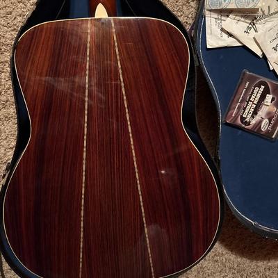 Sale Photo Thumbnail #500: Includes some strings