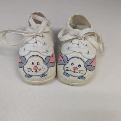 Collection Of Toddler Bibs - Cups