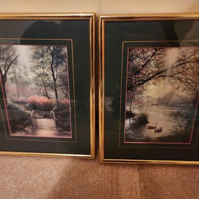 Small Green and Gold Picture Set