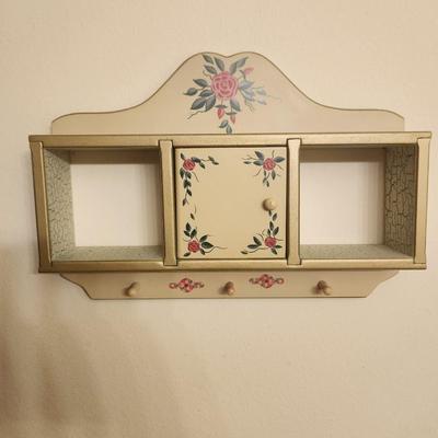 Floral Wood Wall Mount