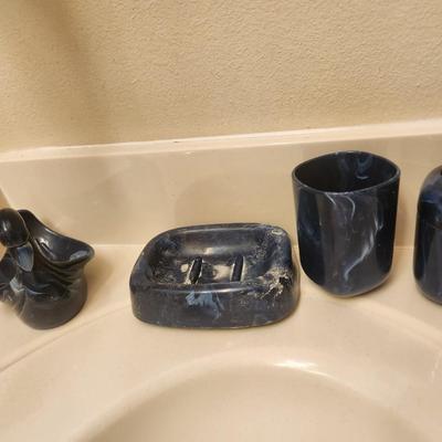 Blue Marble Pattern Bathroom Set