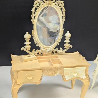 Barbie Susy Goose Doll 1963-1965 Furniture