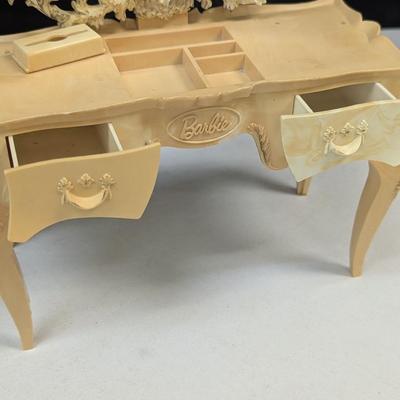 Barbie Susy Goose Doll 1963-1965 Furniture