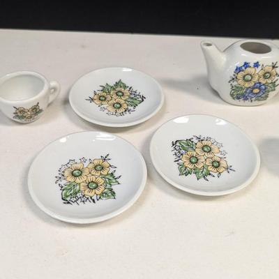 Made In Japan Miniature Tea Set