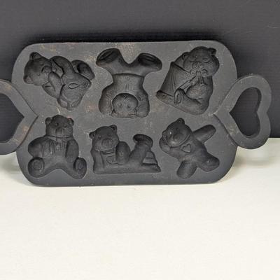 Cast Iron Teddy Bear Pan