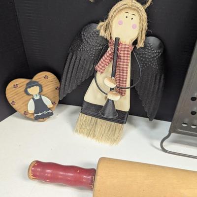 Antique Utensils & Vintage Wooden Handled Potato Mashers