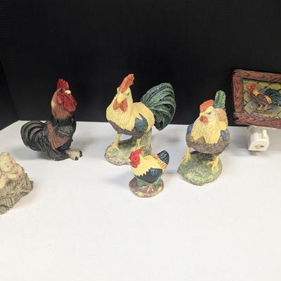 Rooster & Pig Kitchen Decor