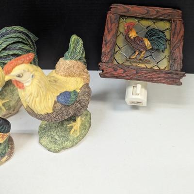 Rooster & Pig Kitchen Decor