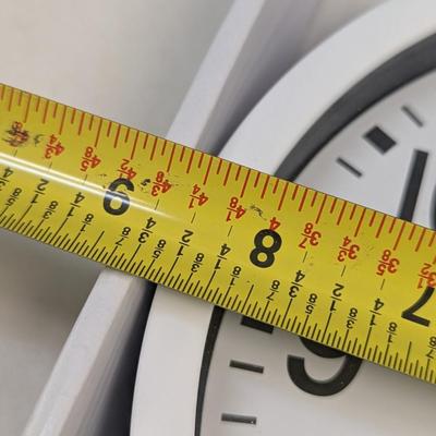 Collection Of Electronics & Battery Operated Displays