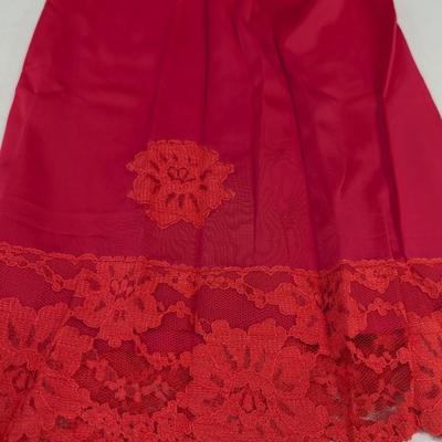 Several Pieces Of Vintage Ladies Lingerie #3