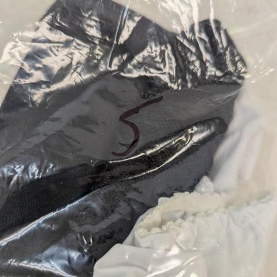 Several Pieces Of Vintage Ladies Lingerie #5