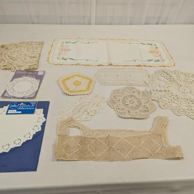 Vintage Crochet Doilies - Embroidery - Paper Doilies