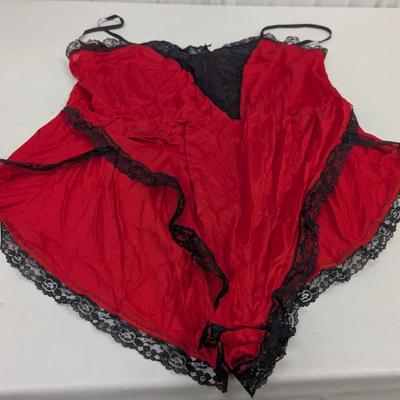 Several Pieces Of Women's Plus Size Lingerie #7