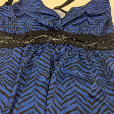 Several Pieces Of Women's Plus Size Lingerie #7