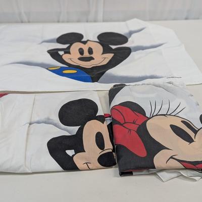 The Walt Disney Co. Twin Size Sheet Set