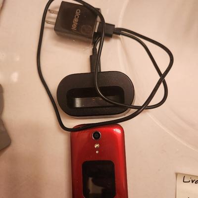 Lively Flip Phone w/ Charger