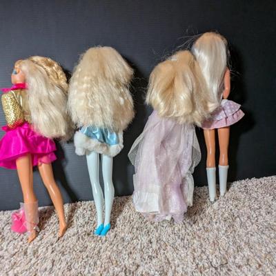 4 - 1976 Blue Eyed Blondes Doll #12