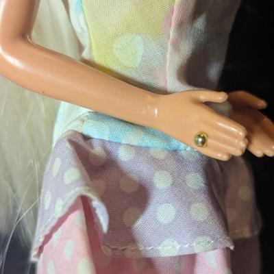 4 - 1976 Blue Eyed Blondes Doll #12