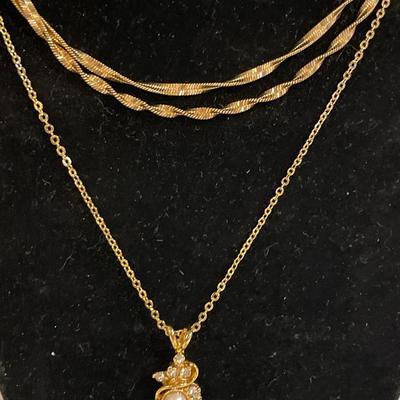 Go bold in gold tone