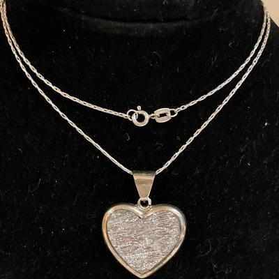 Mexico 925 heart pendant and chain
