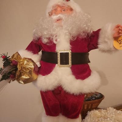 Dancing Santa